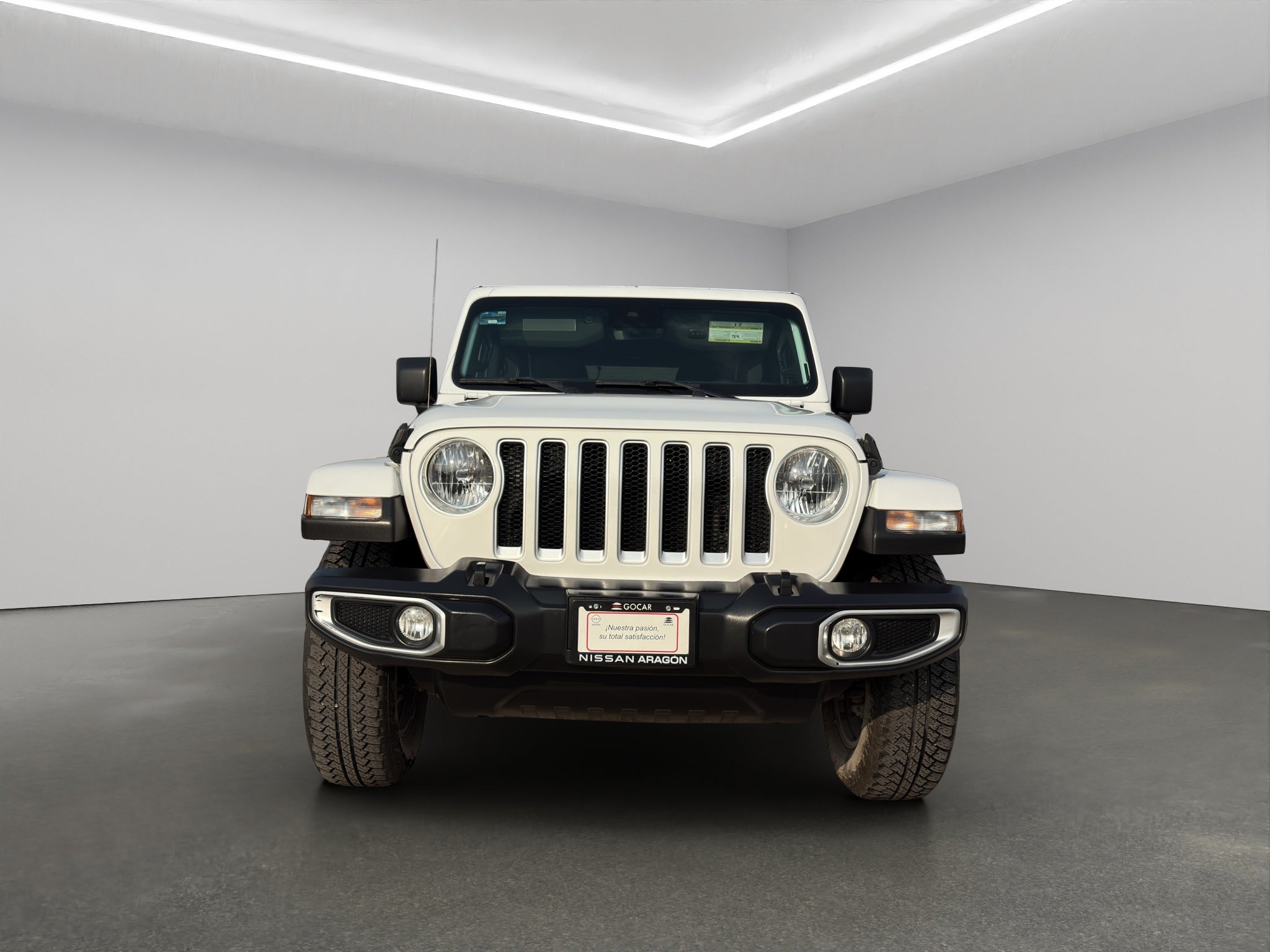 2023 Jeep Wrangler VUD 4x4 4 pts. Unlimited Sahara, MHEV, 3.6l, TA, piel, f. led, RA-18 (línea anterior)