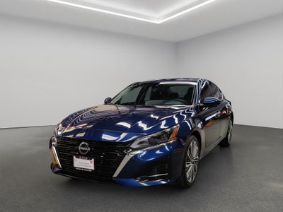 2023 Nissan Altima 4 pts. Exclusive, 2.0T, CVT, climatronic, QC, s. Bose, f. led, RA-19
