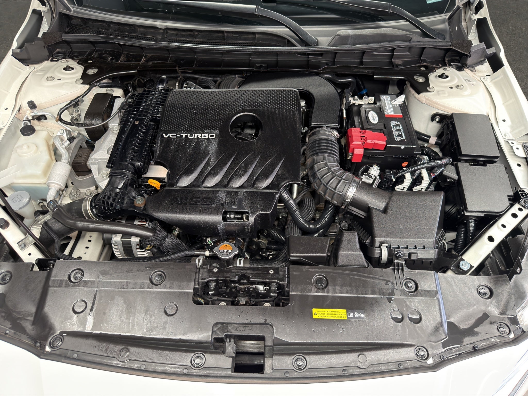 2023 Nissan Altima 4 pts. Exclusive, 2.0T, CVT, climatronic, QC, s. Bose, f. led, RA-19