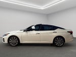 2023 Nissan Altima 4 pts. Exclusive, 2.0T, CVT, climatronic, QC, s. Bose, f. led, RA-19