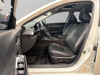 2023 Nissan Altima 4 pts. Exclusive, 2.0T, CVT, climatronic, QC, s. Bose, f. led, RA-19