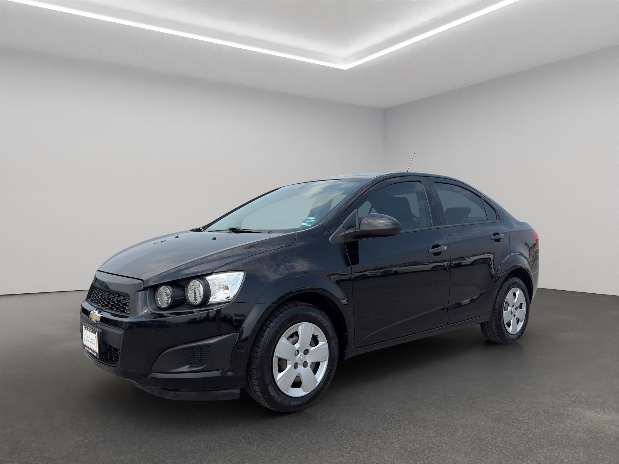 2016 Chevrolet Sonic 4 pts. LS, TM5, a/ac., VE del., R-15 (línea anterior)