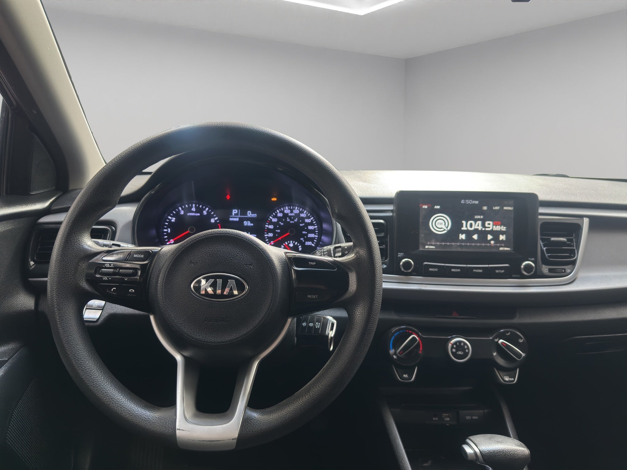 2019 Kia Rio 5 PTS HB LX AT