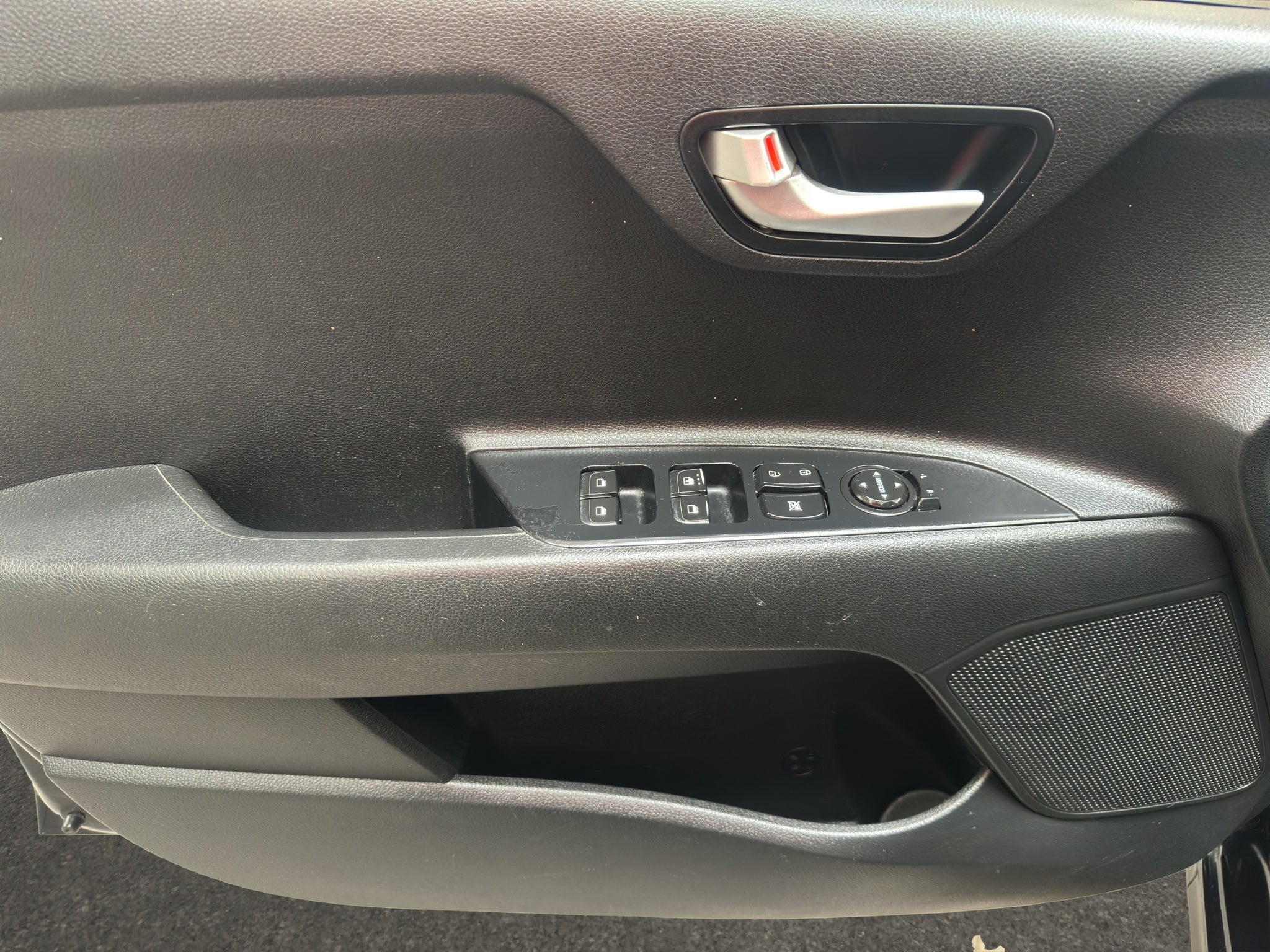 2019 Kia Rio 5 PTS HB LX AT