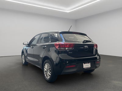 2019 Kia Rio 5 PTS HB LX AT
