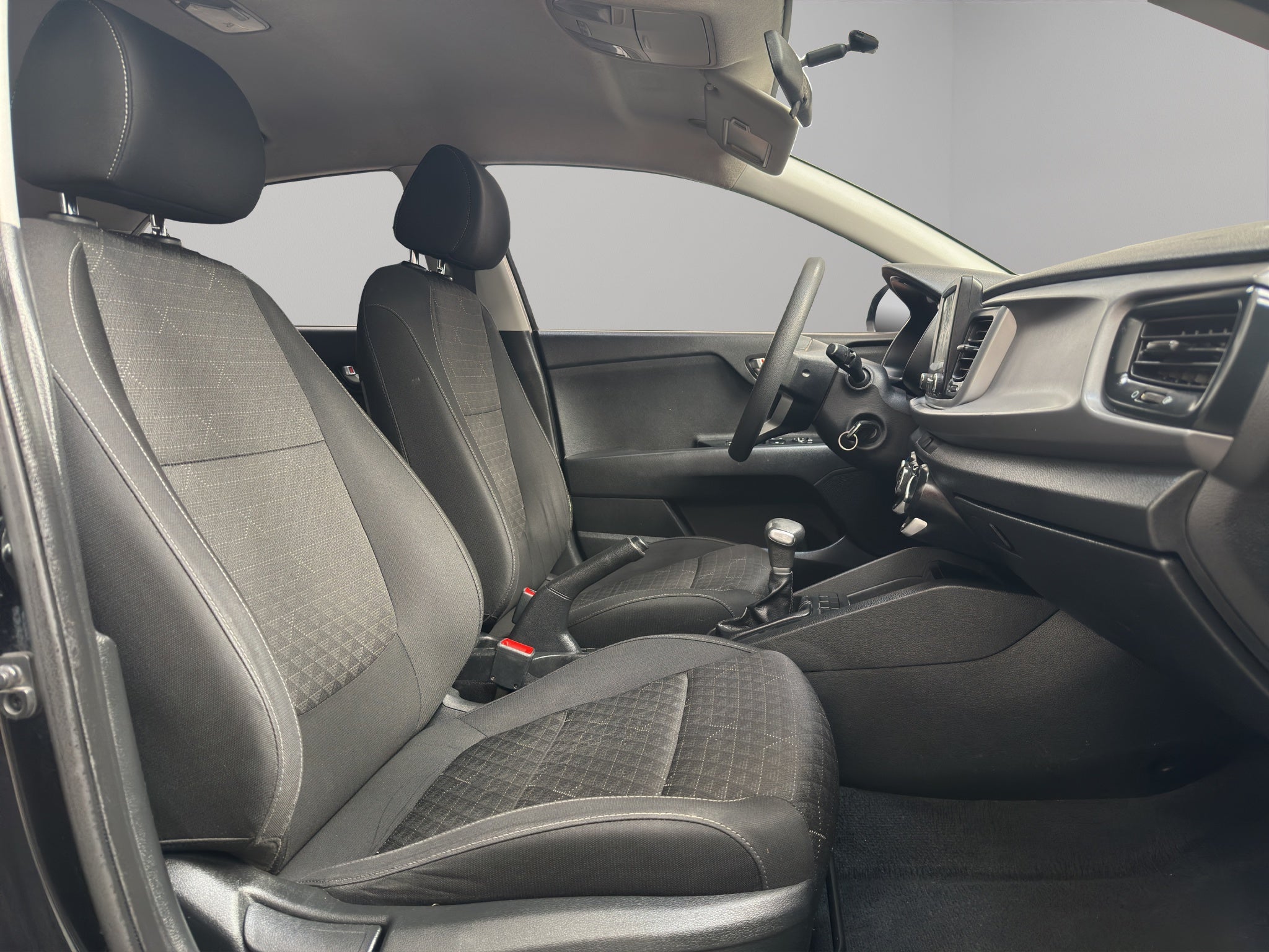 2019 Kia Rio 5 PTS HB LX AT