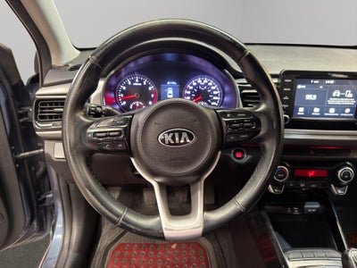 2018 Kia Rio 4 pts. EX, TM6, a/ac. Aut., VE, f. niebla, RA-15 (línea nueva)