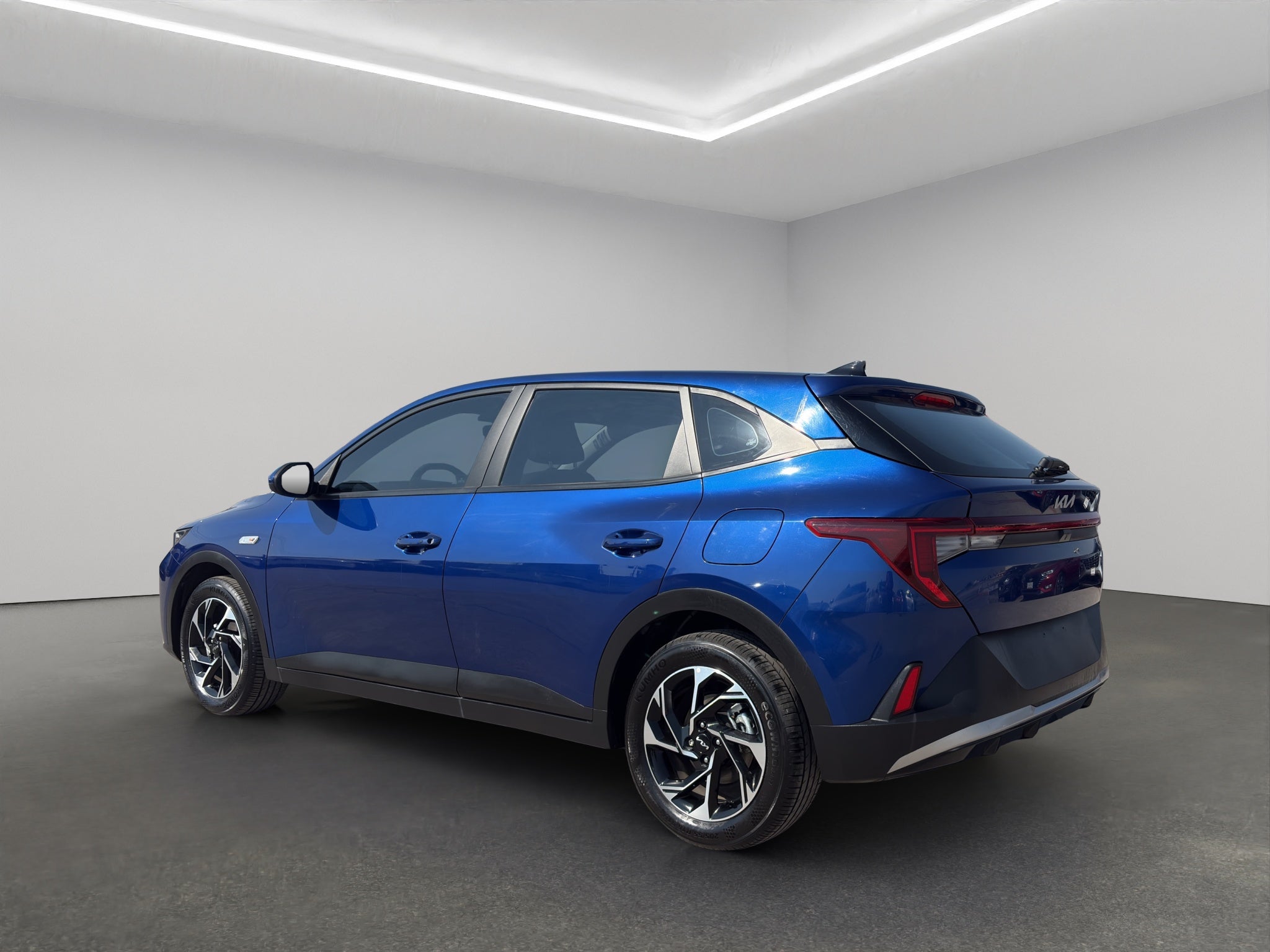 2024 Kia K3 5 pts. HB EX, 1.6l, TA, a/ac., RA-16