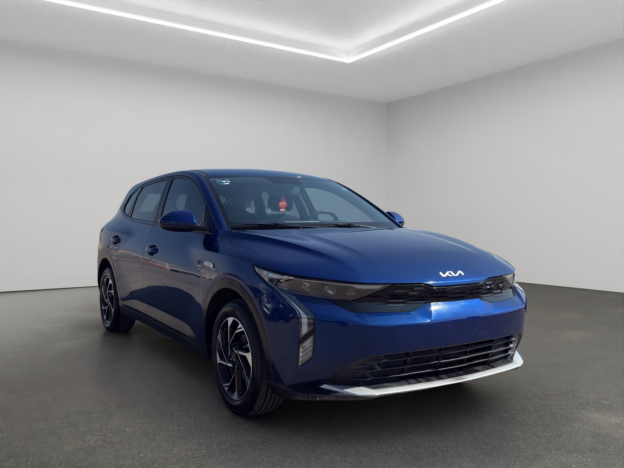 2024 Kia K3 5 pts. HB EX, 1.6l, TA, a/ac., RA-16