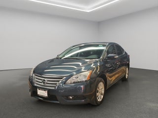 2016 Nissan Sentra 4 pts. Advance, CVT, a/ac., f. niebla, RA-16 (línea anterior)