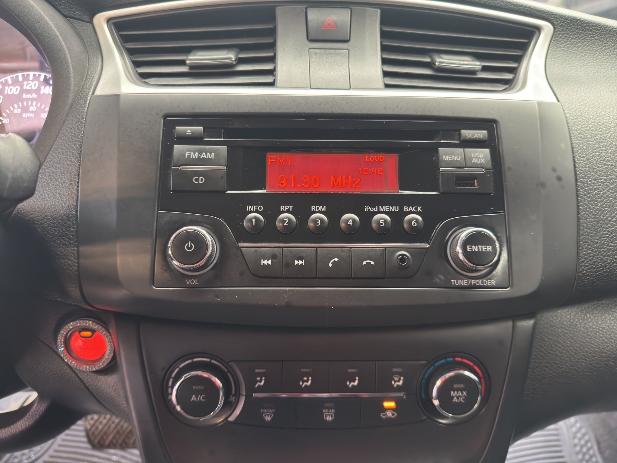 2017 Nissan Sentra 4 pts. Sense, CVT, a/ac., RA-16 (cambio de línea)
