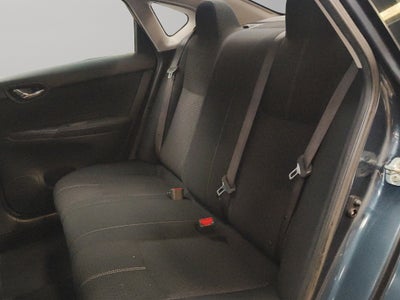 2017 Nissan Sentra 4 pts. Sense, CVT, a/ac., RA-16 (cambio de línea)