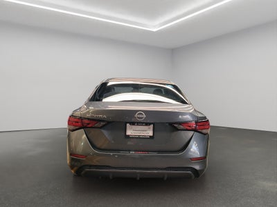2024 Nissan Sentra 4 pts. Advance, CVT, a/ac., f. niebla, RA-16