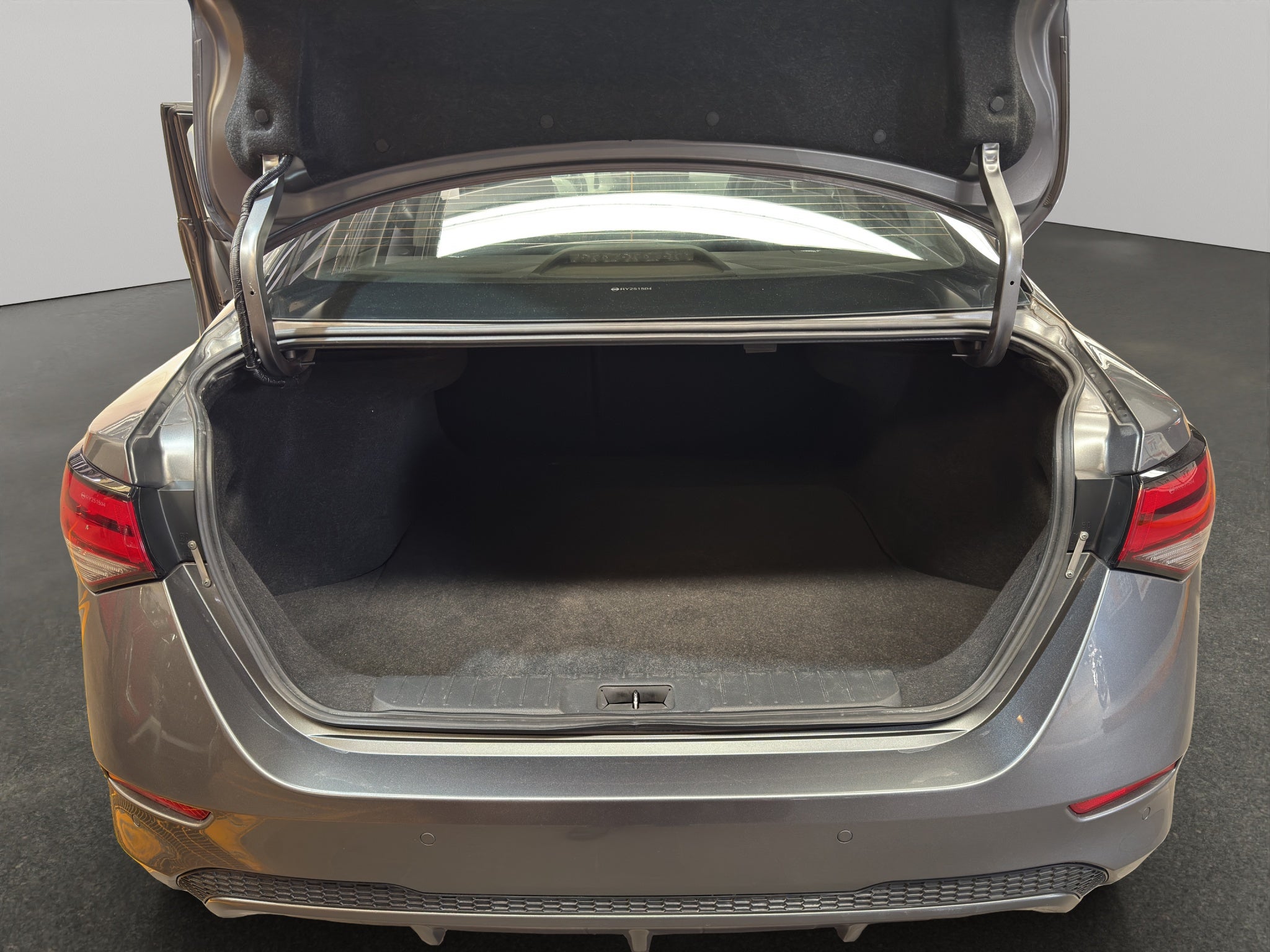 2024 Nissan Sentra 4 pts. Sense, CVT, a/ac., RA-16