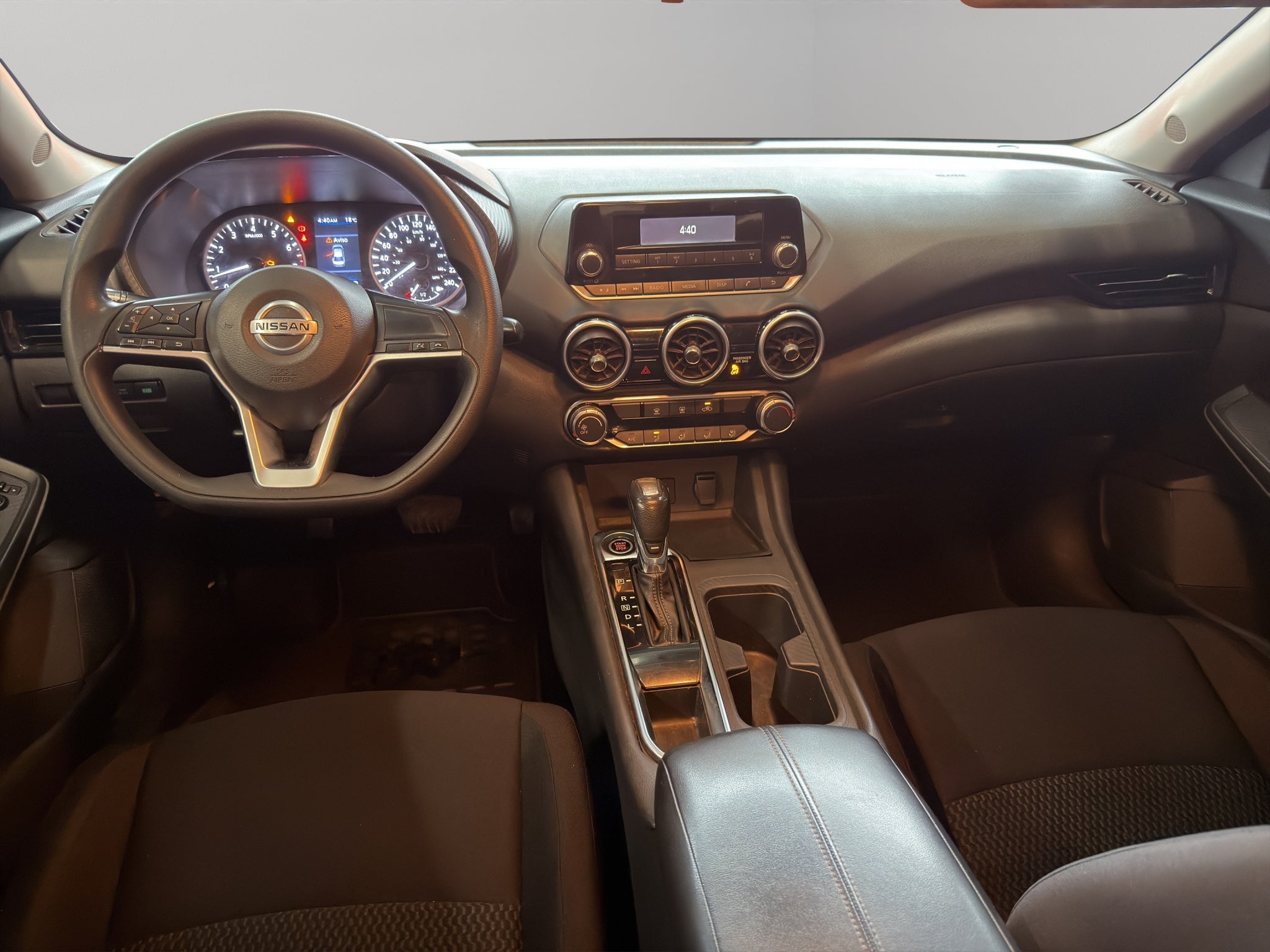 2020 Nissan Sentra 4 pts. Sense, CVT, a/ac., RA-16 (línea nueva)