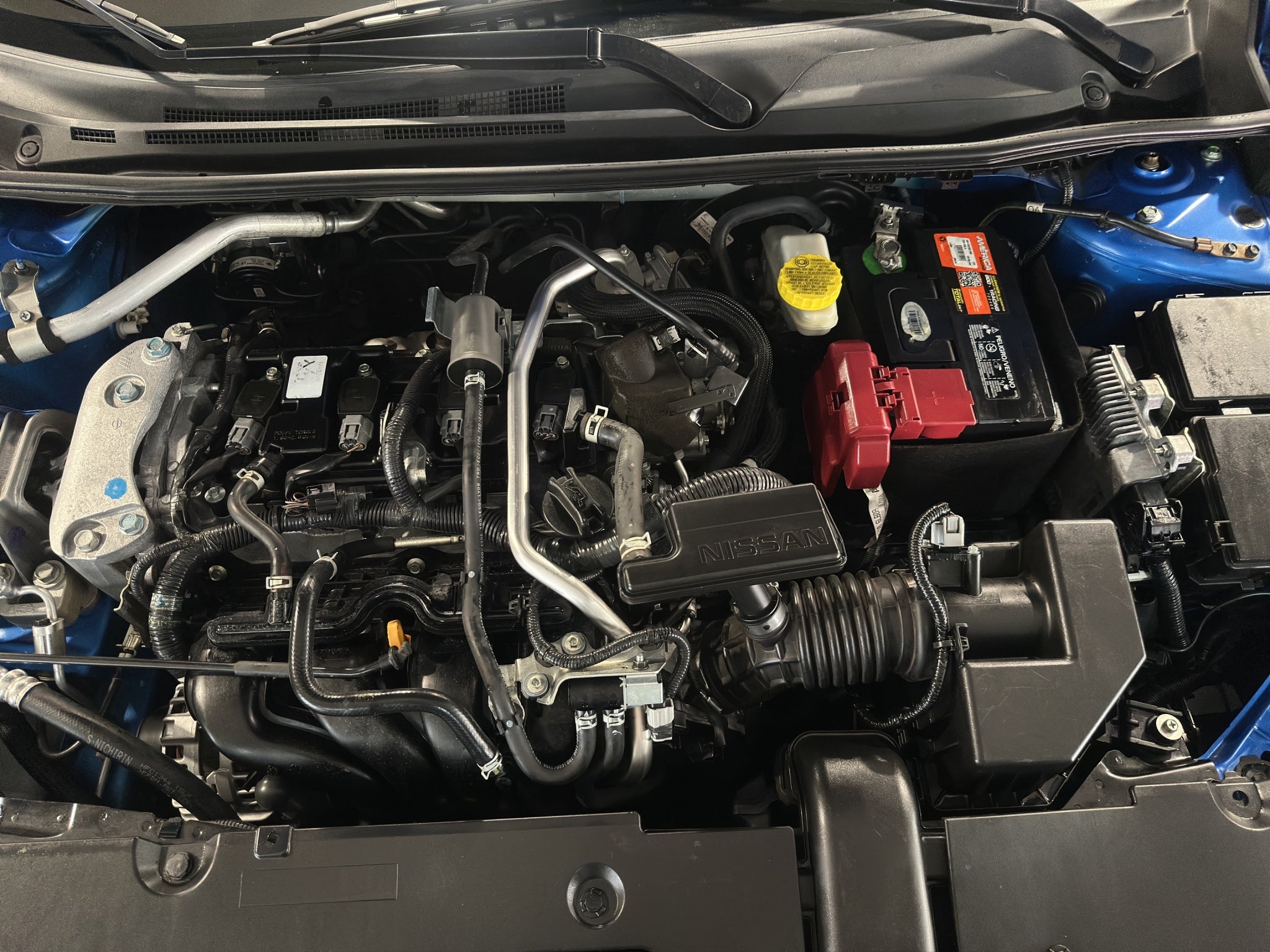 2023 Nissan Sentra 4 pts. Sense, TM6, a/ac., RA-16