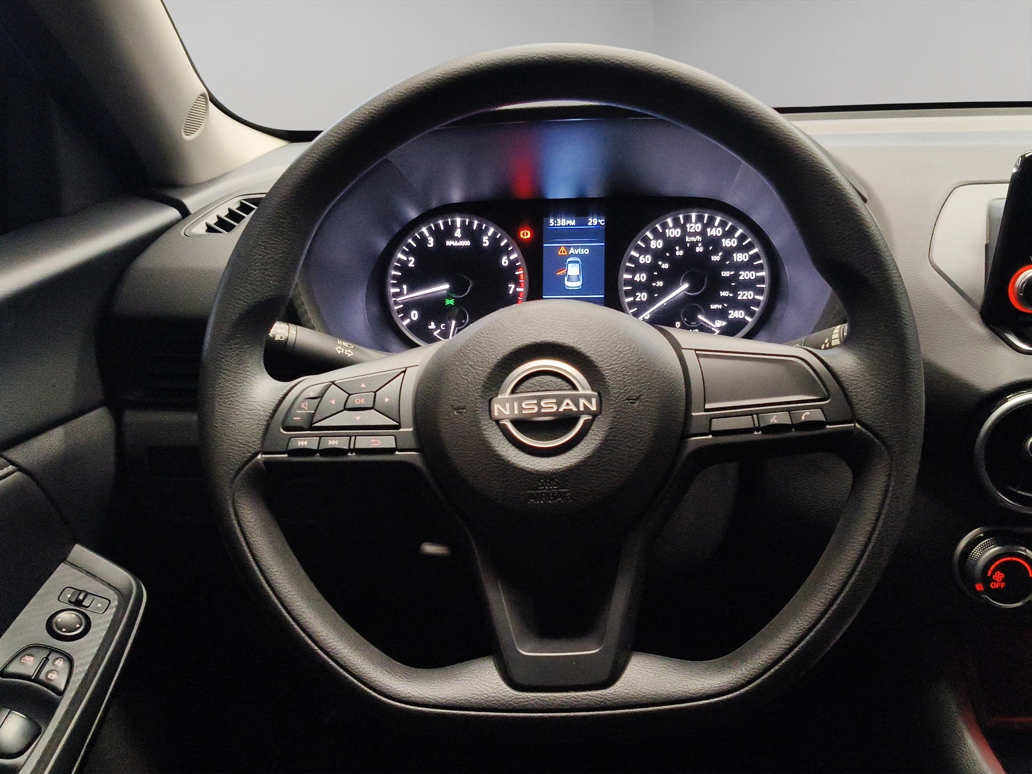 2024 Nissan Sentra 4 pts. Sense, TM6, a/ac., RA-16