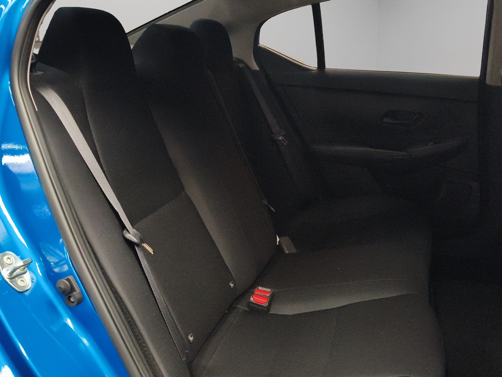 2024 Nissan Sentra 4 pts. Sense, TM6, a/ac., RA-16