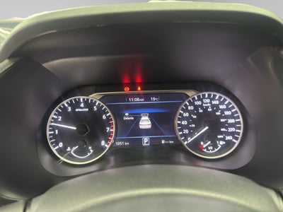 2025 Nissan Sentra 4 pts. Advance, CVT, a/ac., f.niebla, RA-16 (línea anterior)