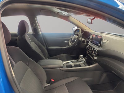 2025 Nissan Sentra 4 pts. Advance, CVT, a/ac., f.niebla, RA-16 (línea anterior)