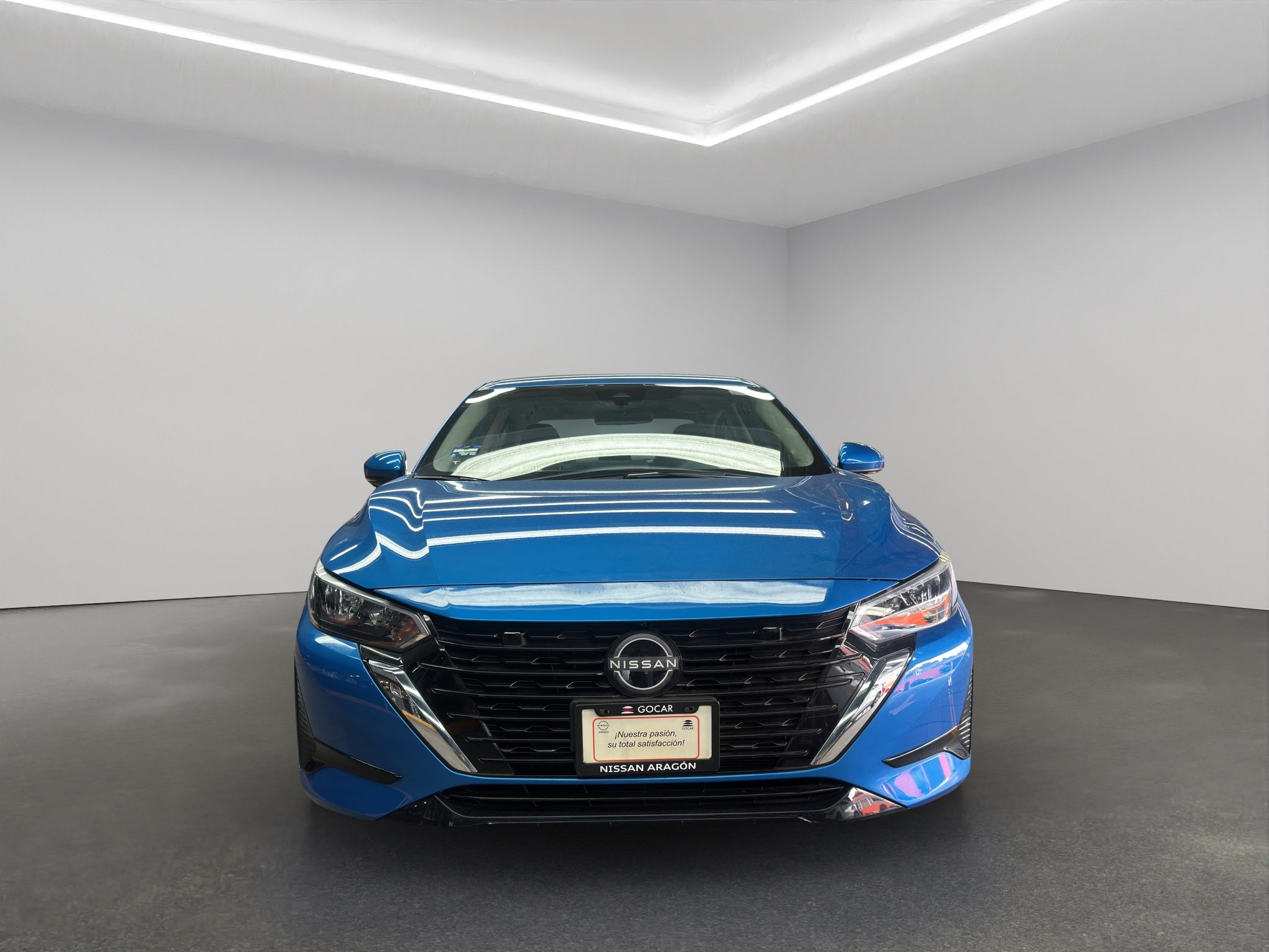 2025 Nissan Sentra 4 pts. Advance, CVT, a/ac., f.niebla, RA-16 (línea anterior)