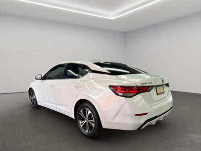 2023 Nissan Sentra 4 pts. Advance, CVT, a/ac., f. niebla, RA-16