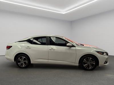 2023 Nissan Sentra 4 pts. Advance, CVT, a/ac., f. niebla, RA-16