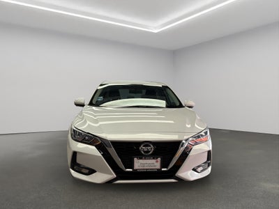 2023 Nissan Sentra 4 pts. Advance, CVT, a/ac., f. niebla, RA-16