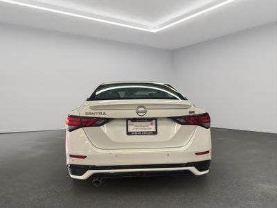 2025 Nissan Sentra 4 pts. SR Platinum, TA, a/ac. Aut., piel, QC, s. Bose, f. led, RA-18 (línea anterior)