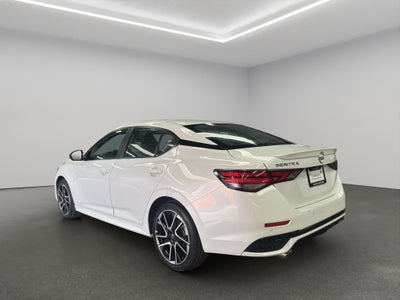 2025 Nissan Sentra 4 pts. SR Platinum, TA, a/ac. Aut., piel, QC, s. Bose, f. led, RA-18 (línea anterior)