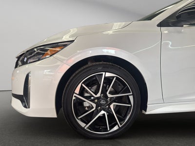2025 Nissan Sentra 4 pts. SR Platinum, TA, a/ac. Aut., piel, QC, s. Bose, f. led, RA-18 (línea anterior)
