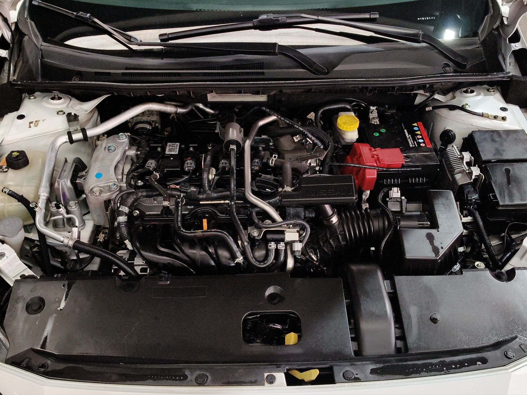 2022 Nissan Sentra 4 pts. Advance, TM6, a/ac., f. niebla, RA-16