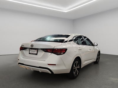 2022 Nissan Sentra 4 pts. Advance, TM6, a/ac., f. niebla, RA-16