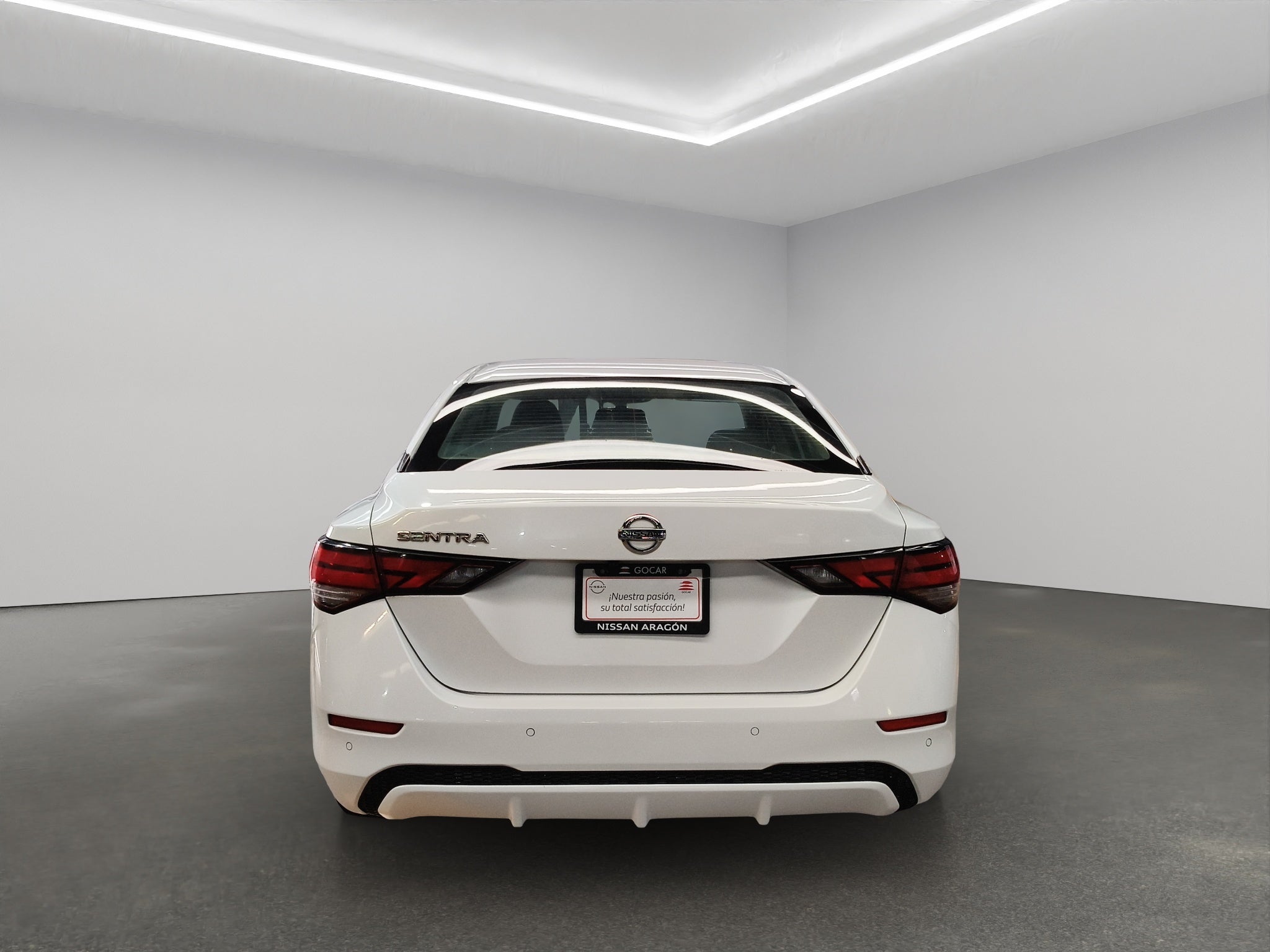 2022 Nissan Sentra 4 pts. Advance, TM6, a/ac., f. niebla, RA-16