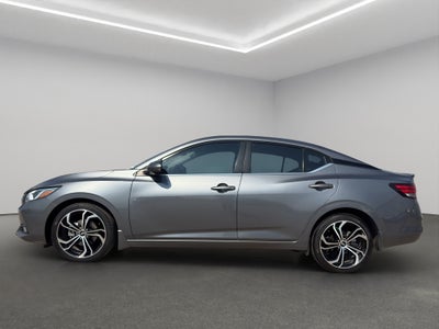 2023 Nissan Sentra 4 pts. Advance, CVT, a/ac., f. niebla, RA-16