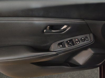 2025 Nissan Sentra 4 pts. Sense, CVT, a/ac., RA-16 (línea anterior)