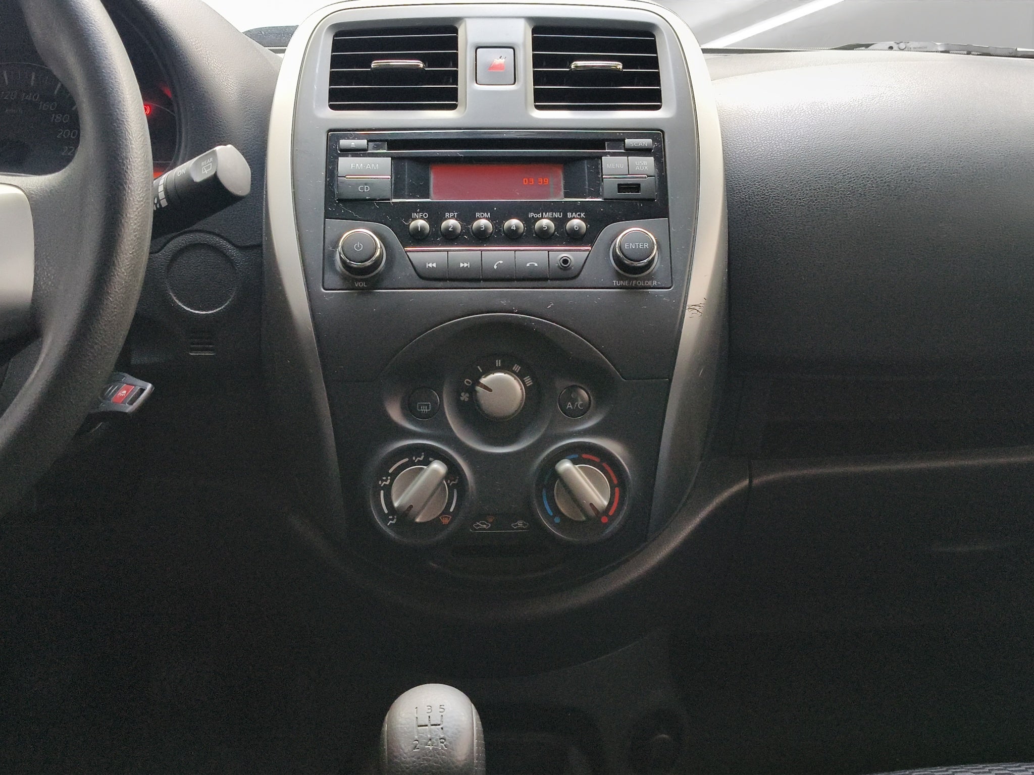 2018 Nissan March 5 pts. HB Sense, TM5, a/ac., CD, Bluetooth, R-14