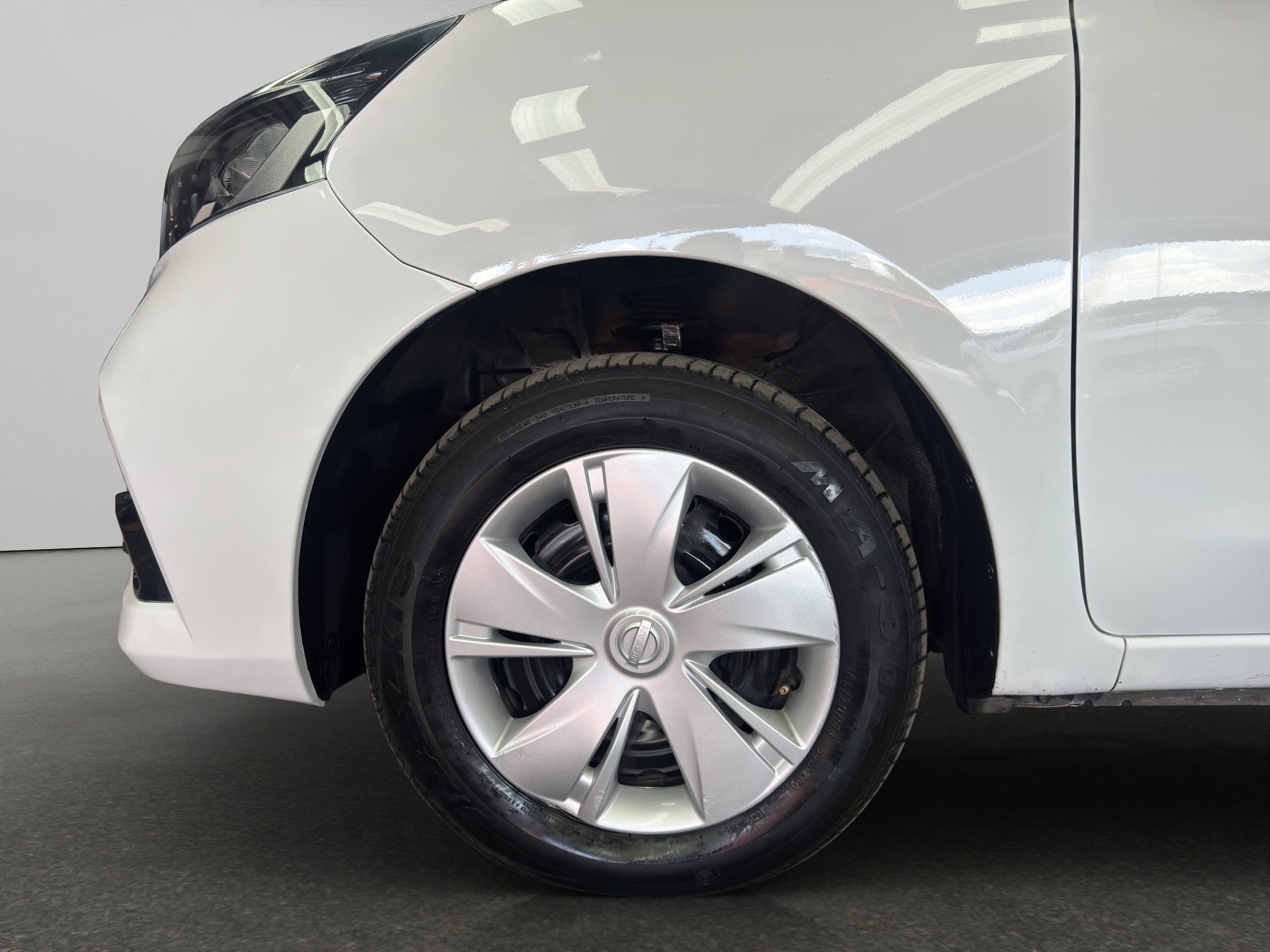 2024 Nissan March 5 pts. HB Sense, TM5, a/ac., R-14