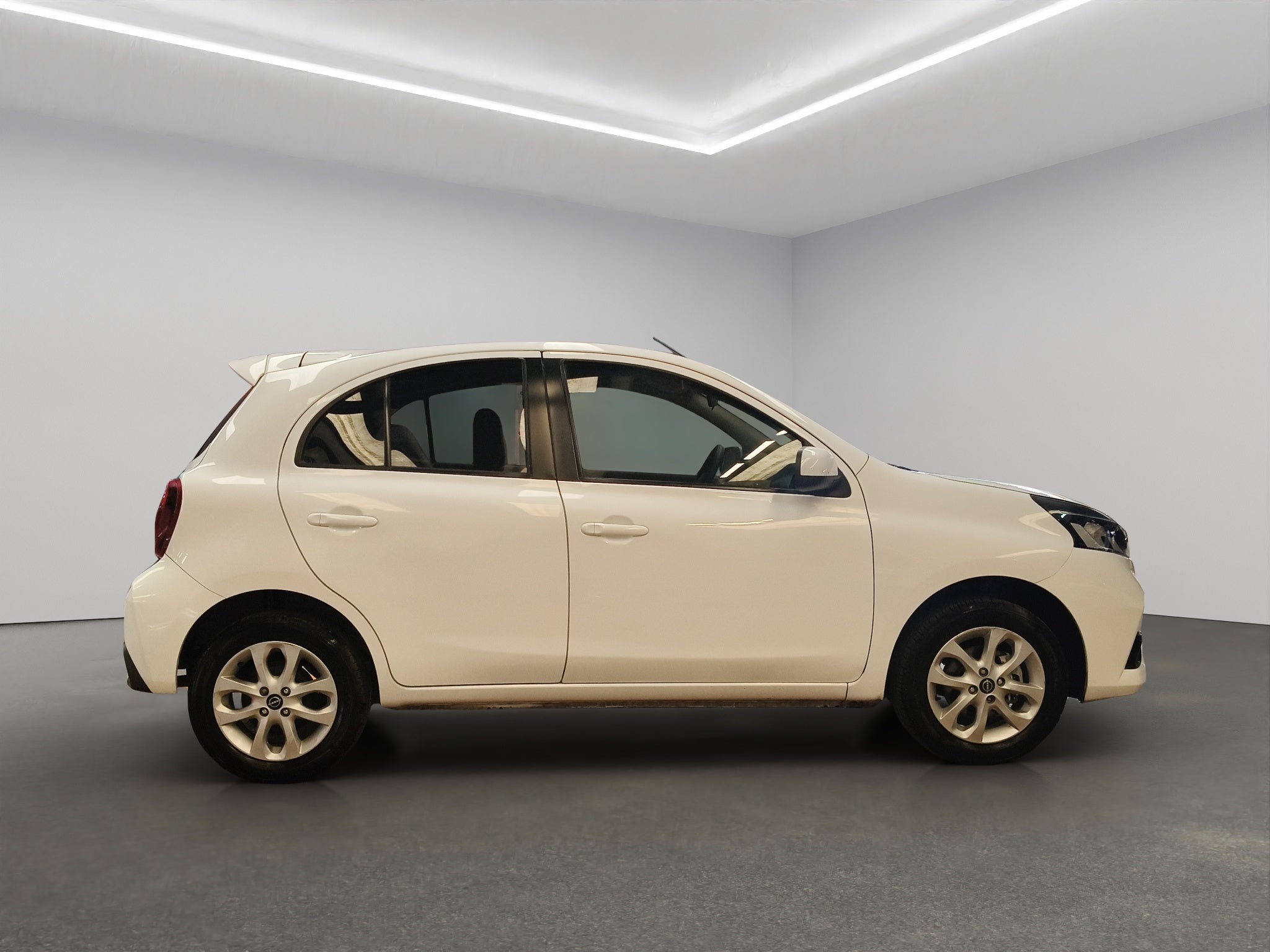 2023 Nissan March 5 pts. HB Advance, TM5, a/ac., VE, RA-15