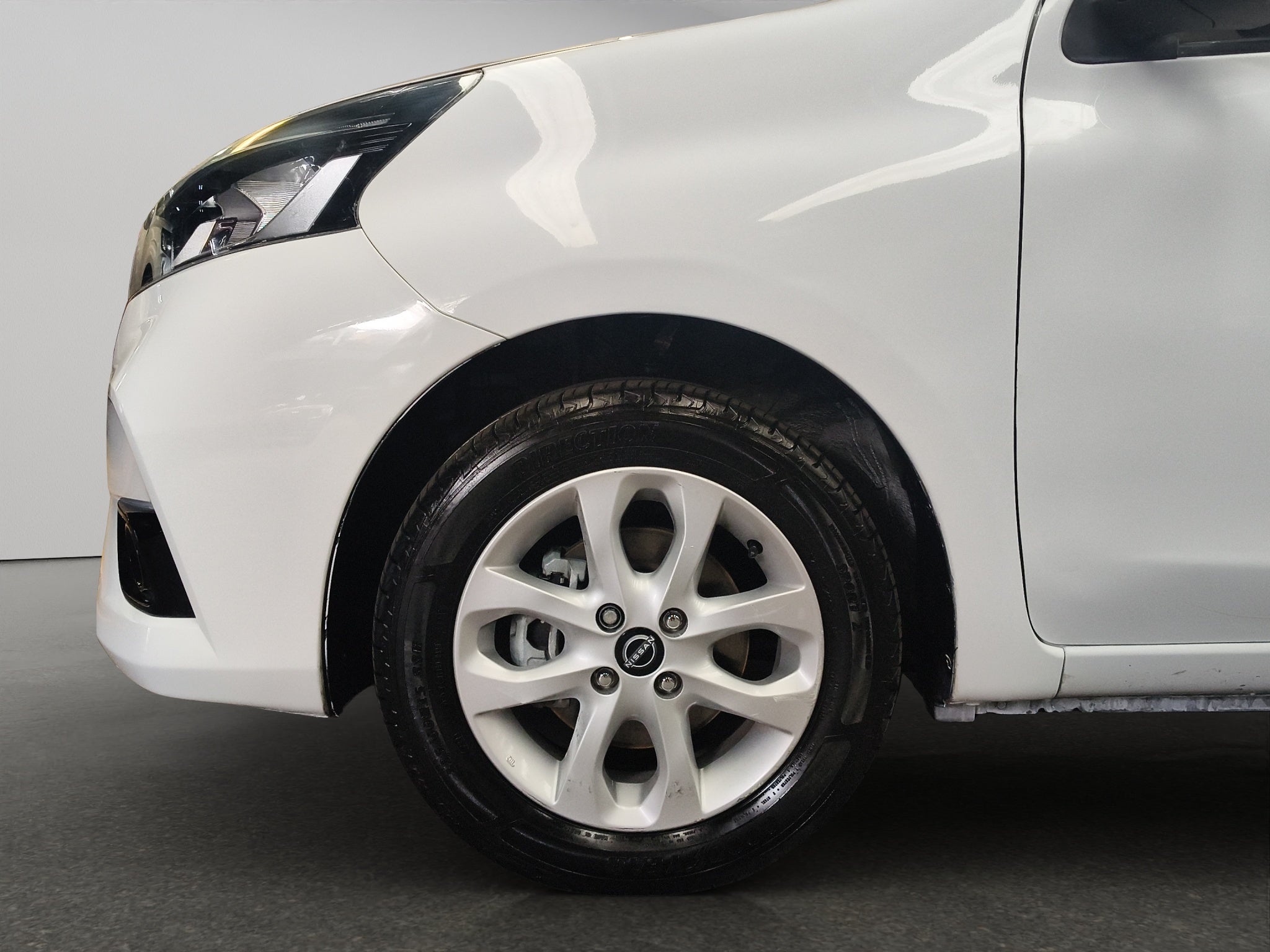 2023 Nissan March 5 pts. HB Advance, TM5, a/ac., VE, RA-15