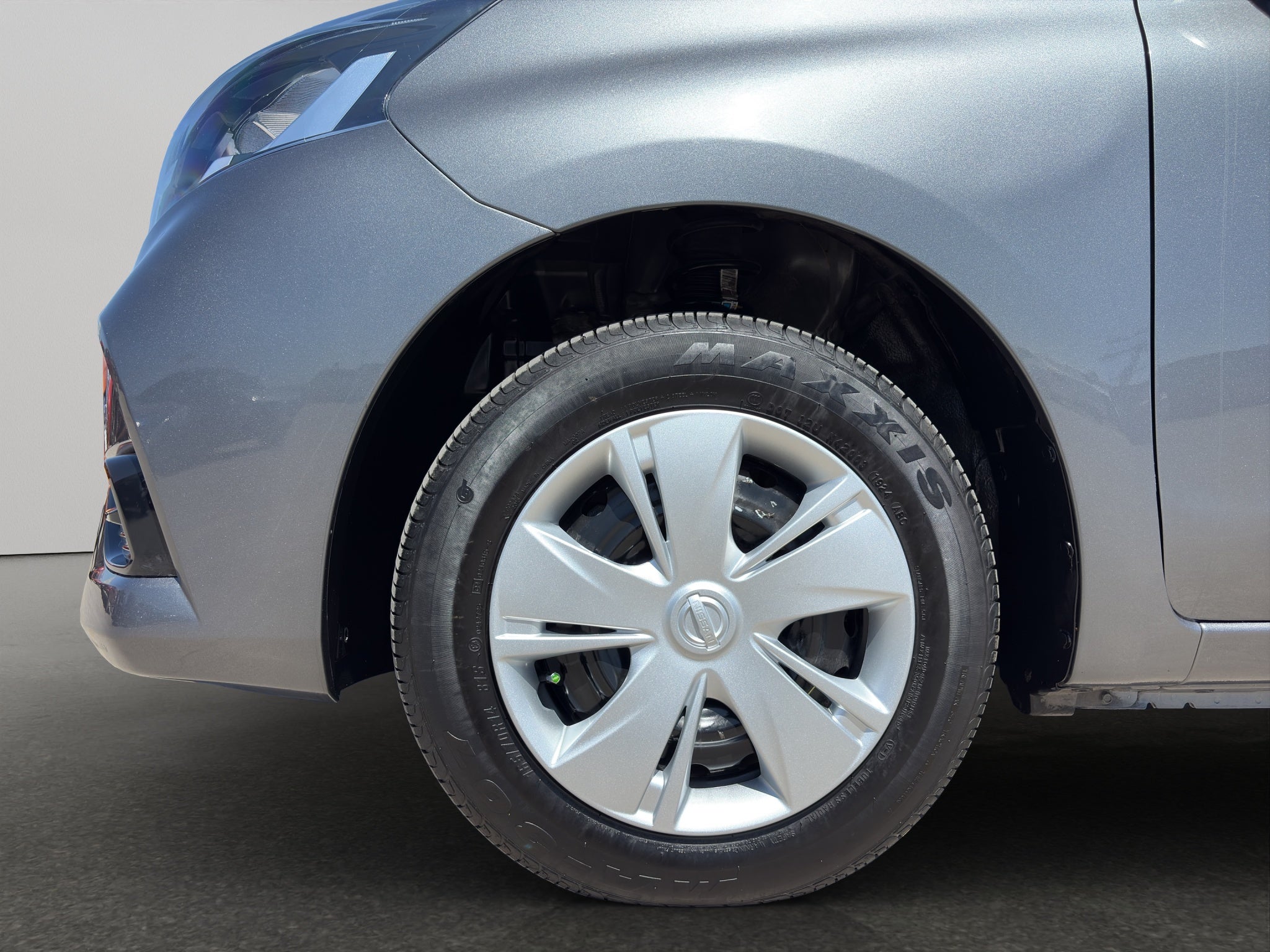 2024 Nissan March 5 pts. HB Sense, TA, a/ac., R-14