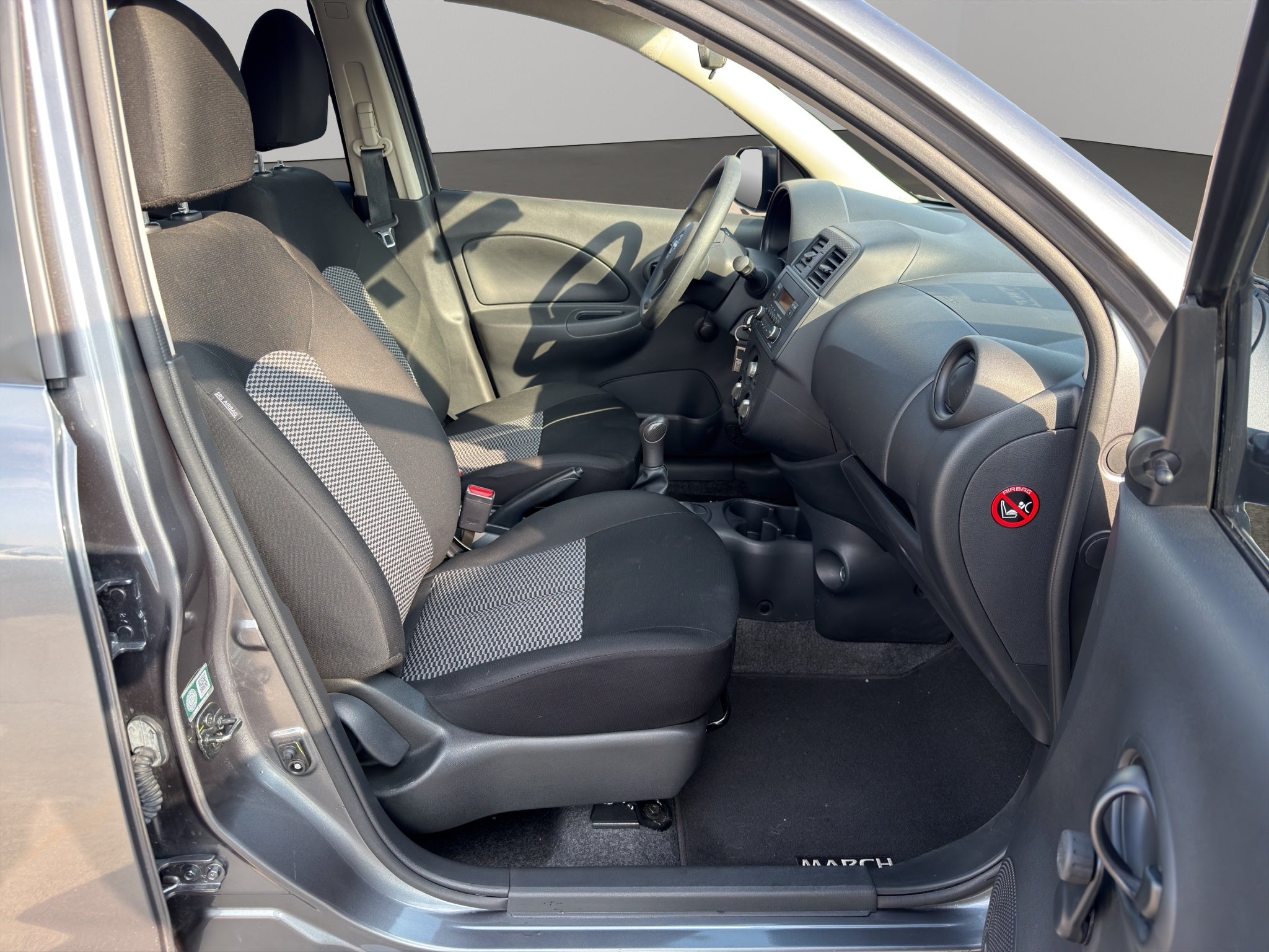 2023 Nissan March 5 pts. HB Sense, TM5, a/ac., R-14