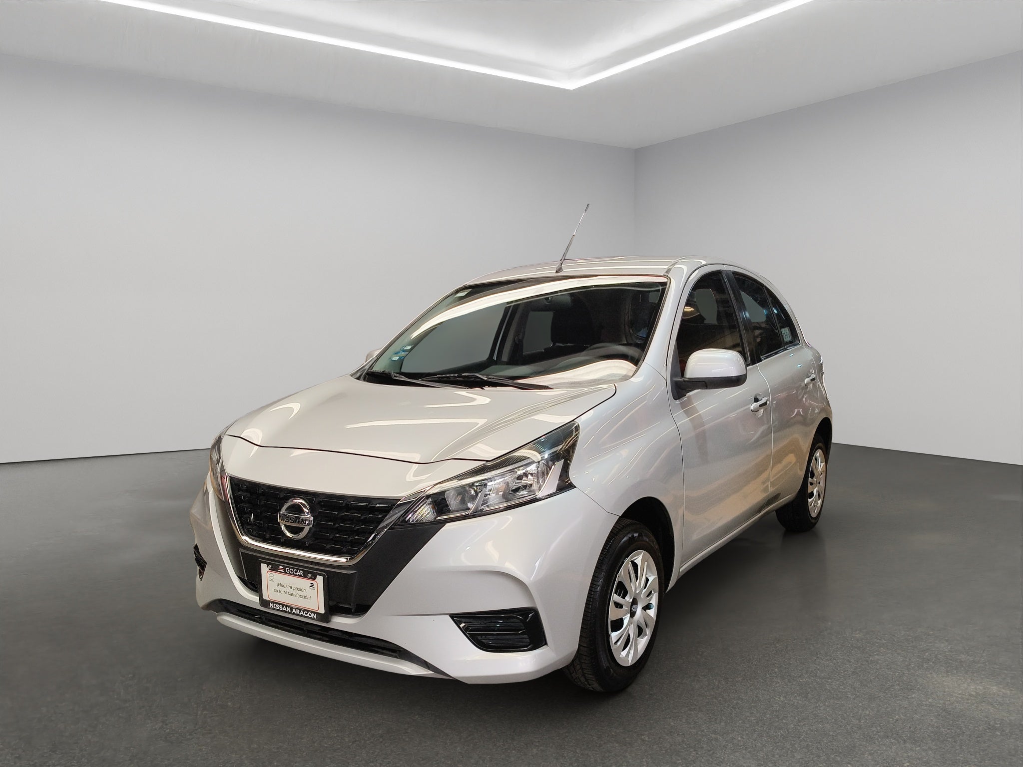 2021 Nissan March 5 pts. HB, Sense, TA, a/ac.,R-14(cambio de línea)