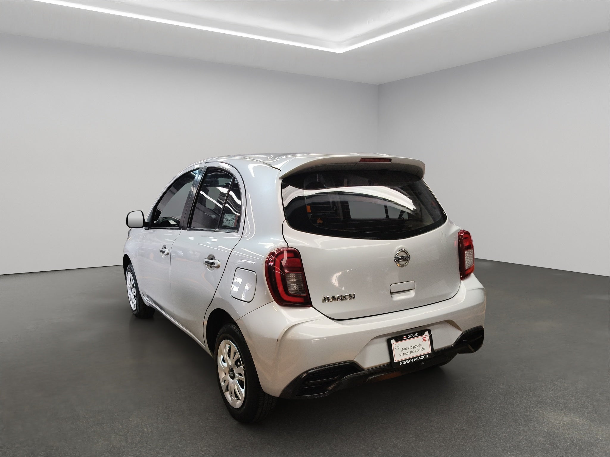 2021 Nissan March 5 pts. HB, Sense, TA, a/ac.,R-14(cambio de línea)