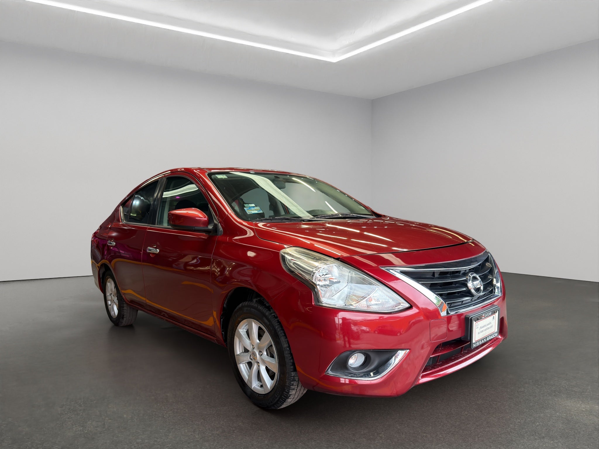 2019 Nissan Versa 4 pts. Sense, TM5, a/ac., VE (línea anterior)