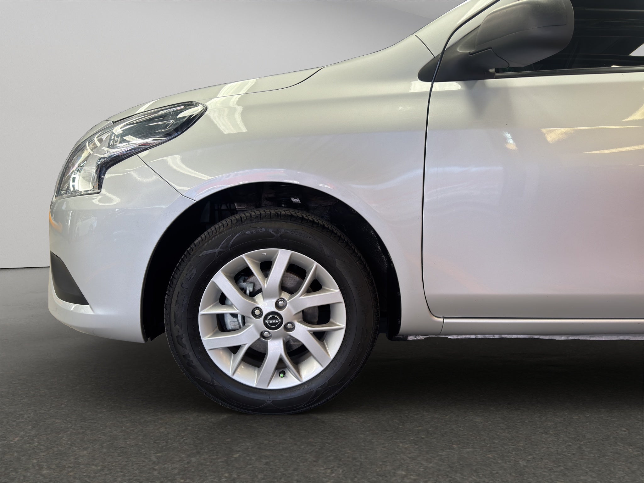 2024 Nissan V-Drive 4 pts. TM5, a/ac., VE, audio, RA-15