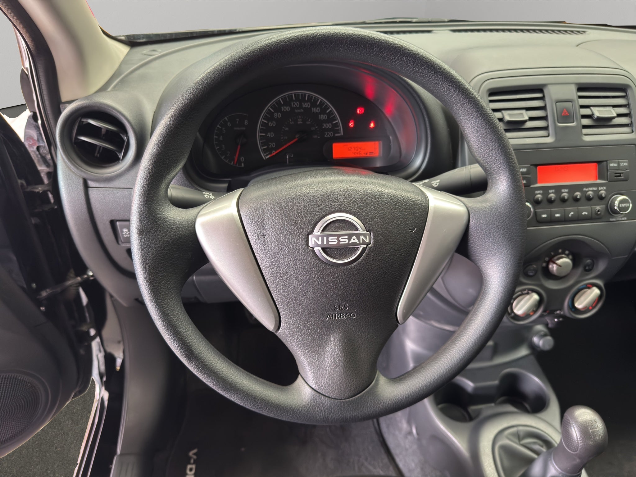 2025 Nissan V-Drive 4 pts. TM5, a/ac., VE, audio, RA-15