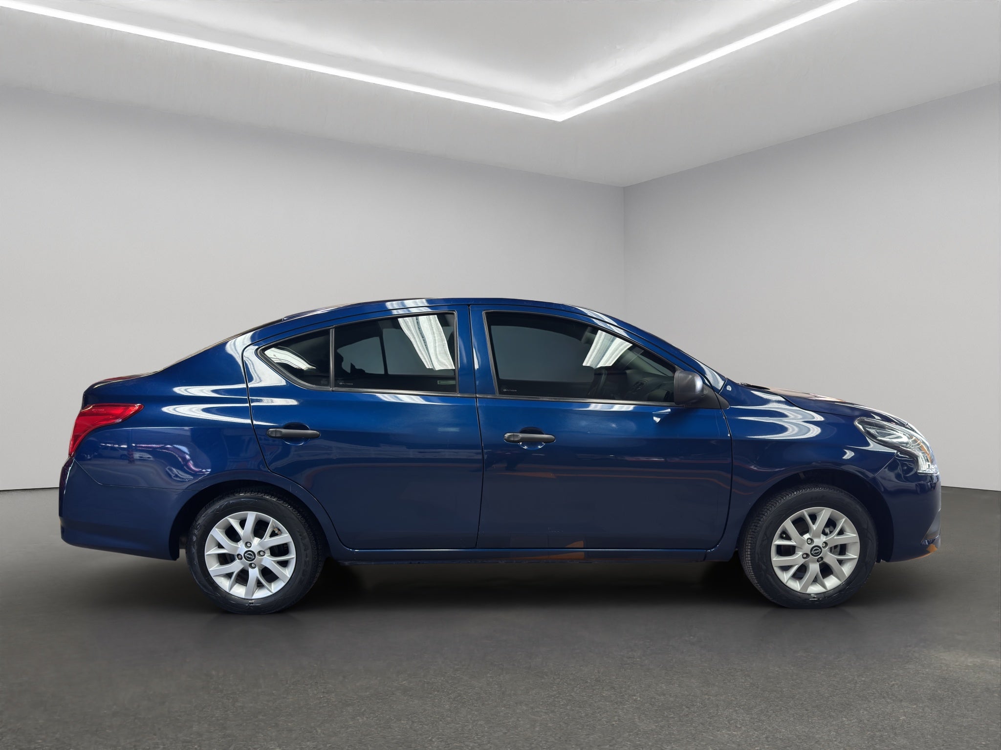 2023 Nissan V-Drive 4 pts. Base, TM5, a/ac., VE, RA-15