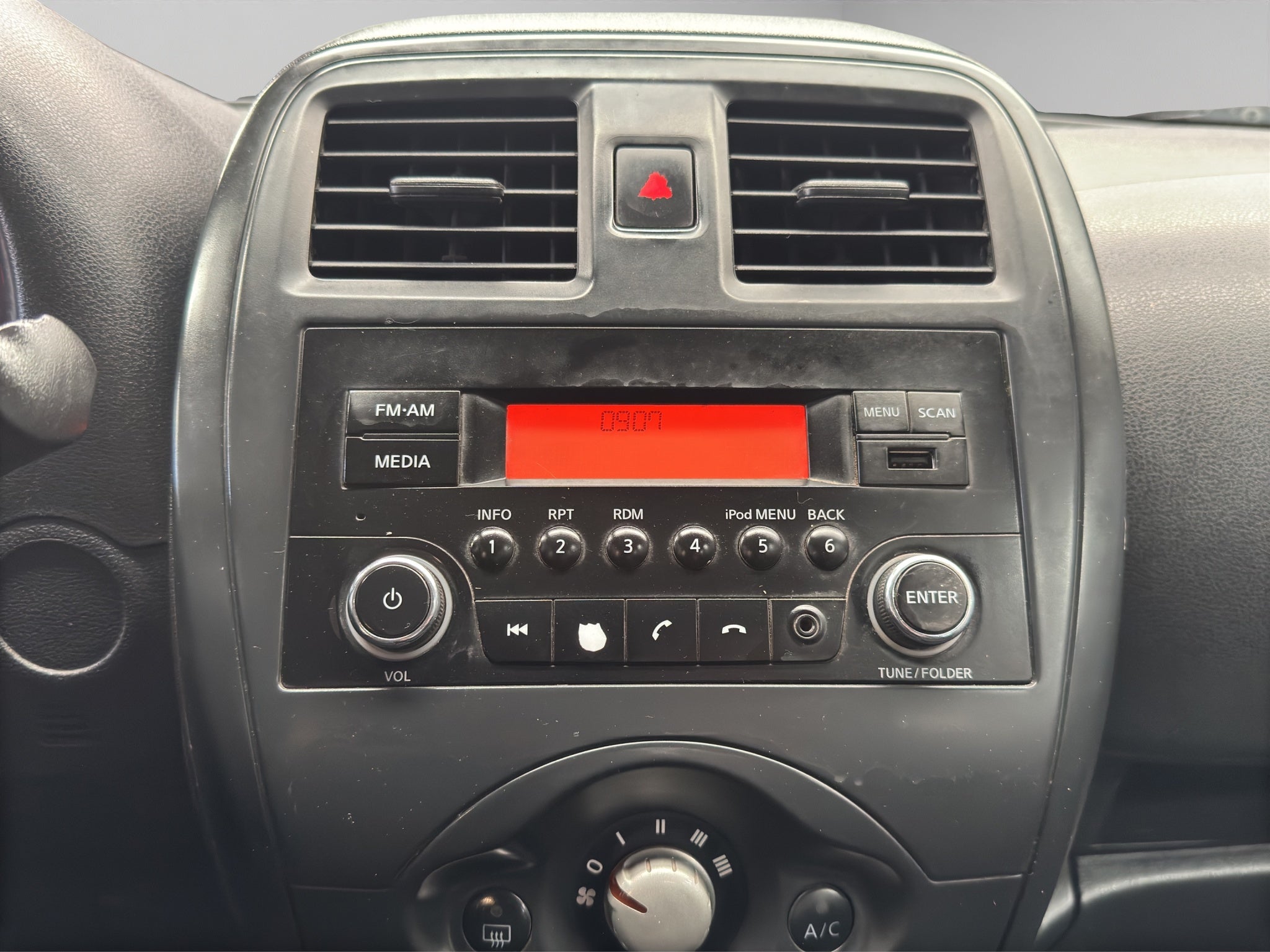 2024 Nissan V-Drive 4 pts. TM5, a/ac., VE, audio, RA-15