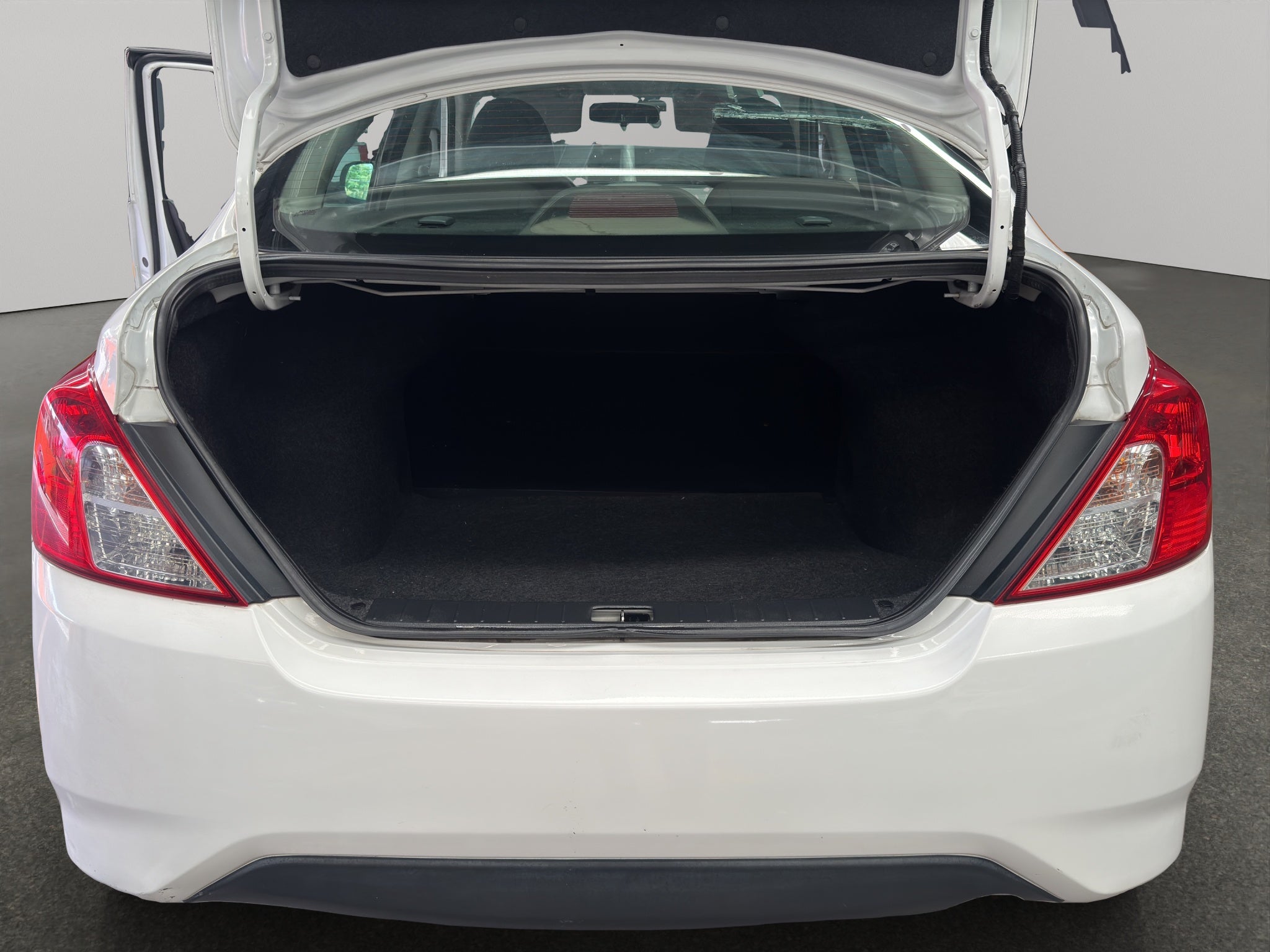 2024 Nissan V-Drive 4 pts. TM5, a/ac., VE, audio, RA-15